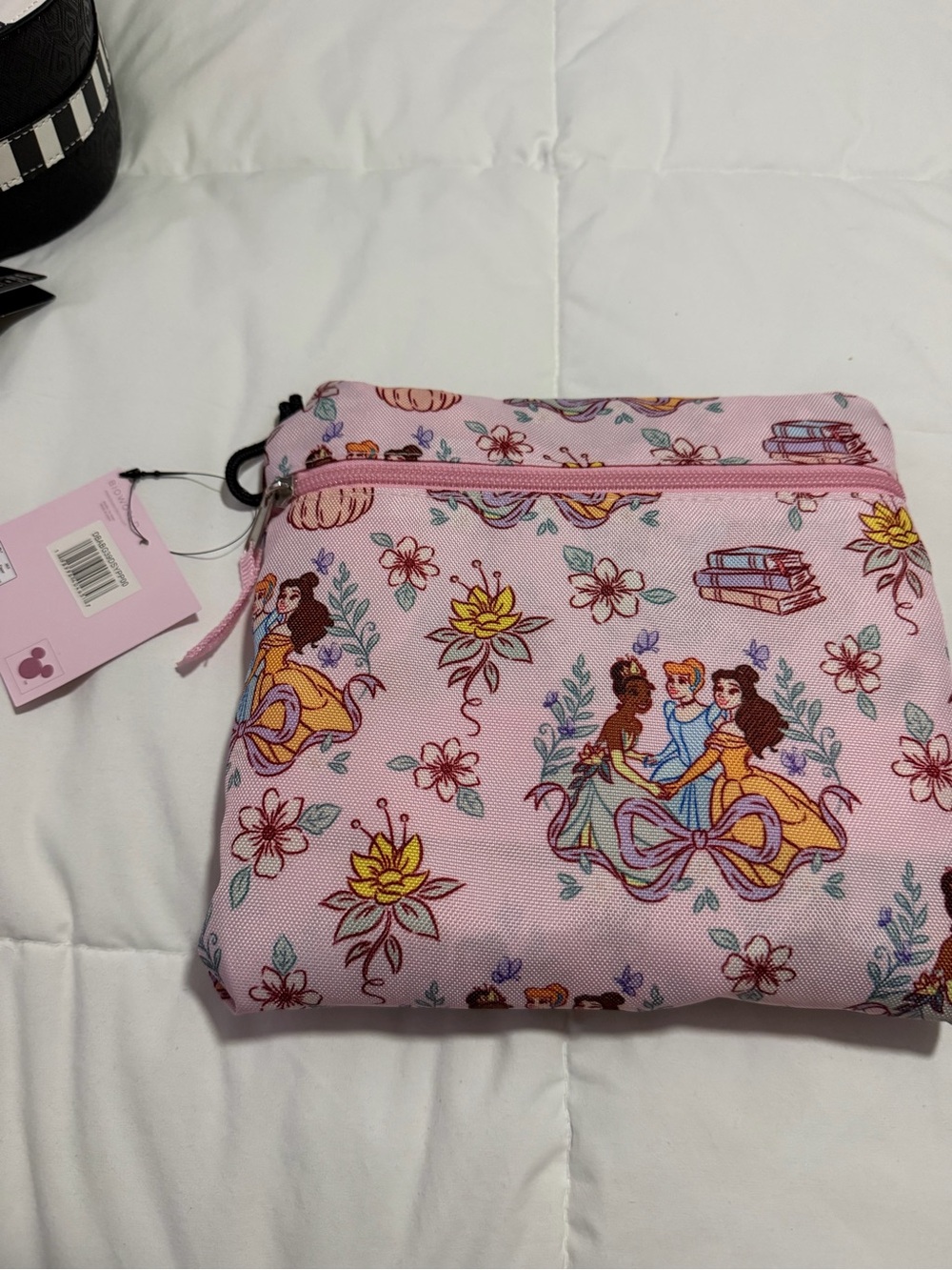 Princess packable duffle - Picture 2 of 4